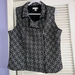 Christopher & Banks vest size XL
